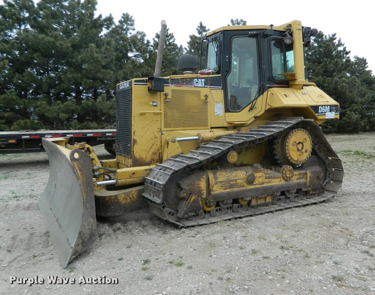 image for item K2699 2002 Caterpillar D6M XL series dozer