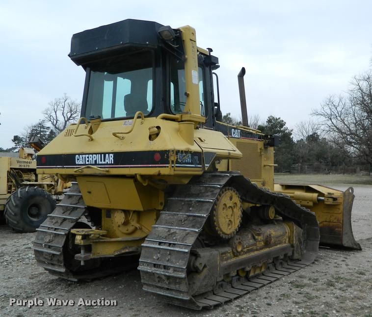 image for item K2699 2002 Caterpillar D6M XL series dozer