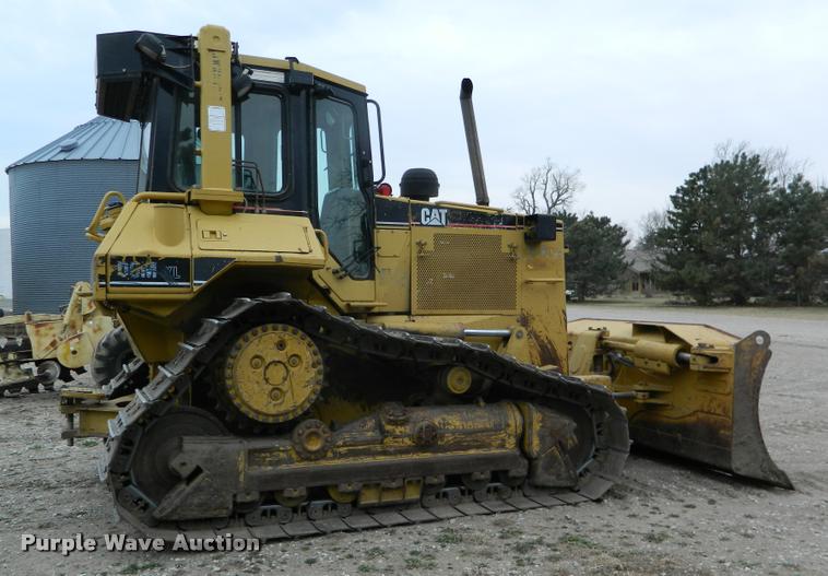 image for item K2699 2002 Caterpillar D6M XL series dozer
