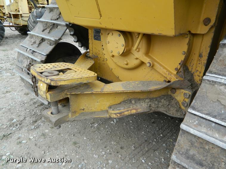 image for item K2699 2002 Caterpillar D6M XL series dozer