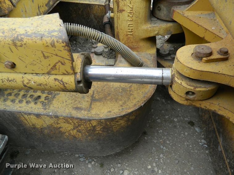 image for item K2699 2002 Caterpillar D6M XL series dozer