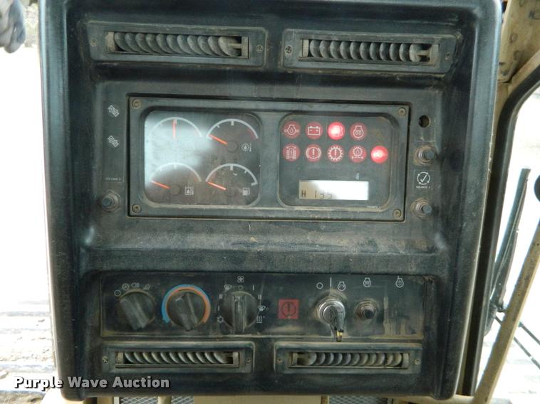 image for item K2699 2002 Caterpillar D6M XL series dozer