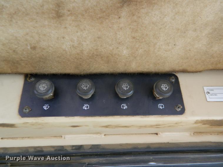 image for item K2699 2002 Caterpillar D6M XL series dozer