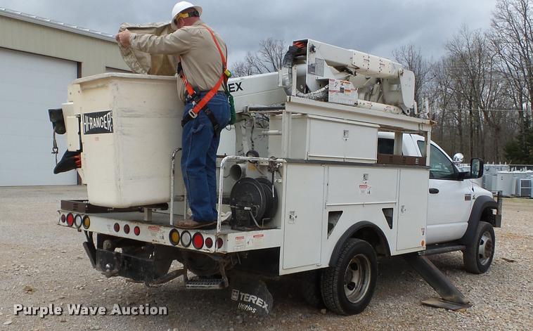 image for item K3293 2009 Dodge Ram 5500 bucket truck