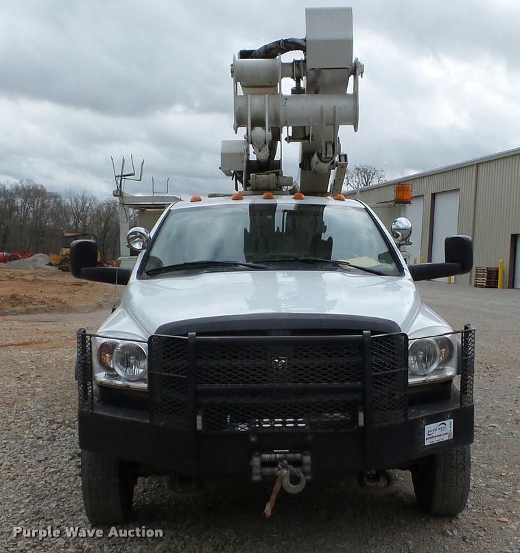 image for item K3293 2009 Dodge Ram 5500 bucket truck