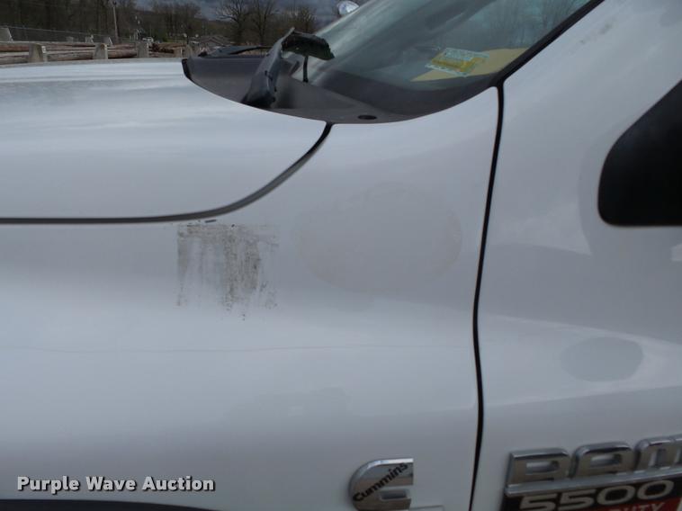 image for item K3293 2009 Dodge Ram 5500 bucket truck