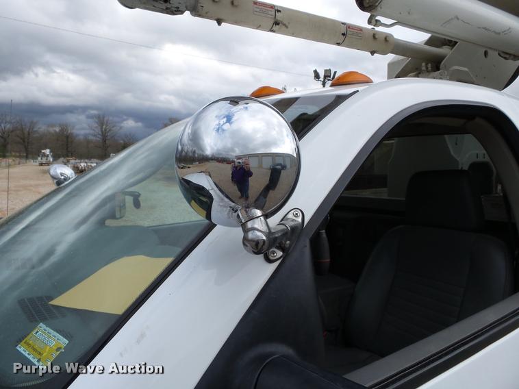image for item K3293 2009 Dodge Ram 5500 bucket truck