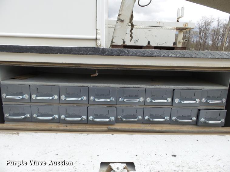 image for item K3293 2009 Dodge Ram 5500 bucket truck