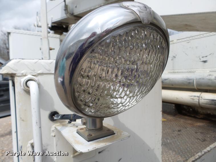 image for item K3293 2009 Dodge Ram 5500 bucket truck