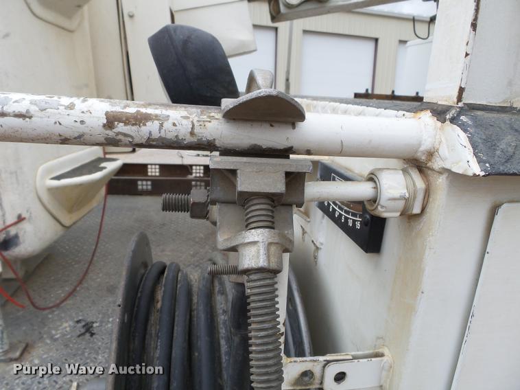 image for item K3293 2009 Dodge Ram 5500 bucket truck