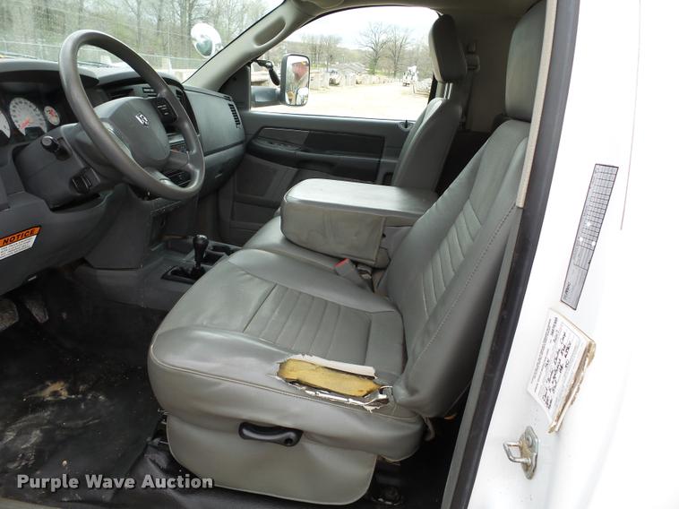 image for item K3293 2009 Dodge Ram 5500 bucket truck