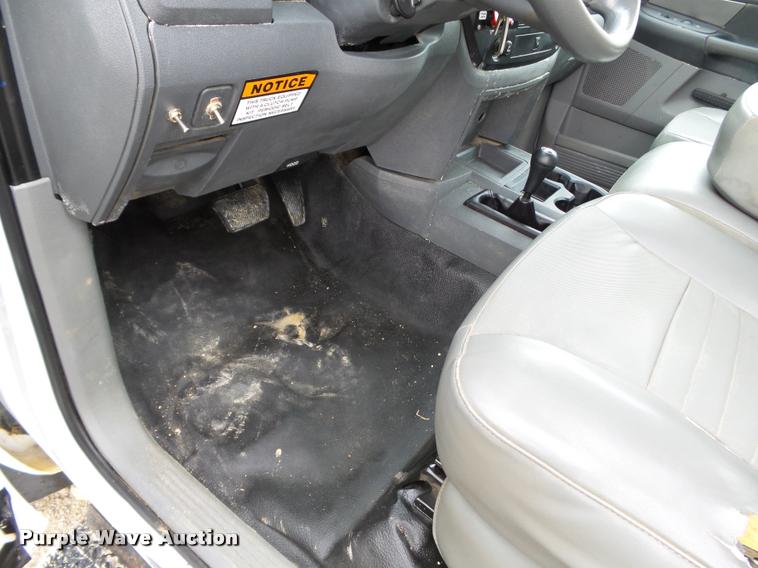 image for item K3293 2009 Dodge Ram 5500 bucket truck