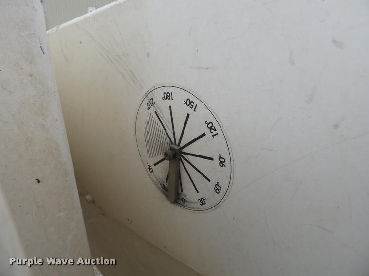 image for item K3293 2009 Dodge Ram 5500 bucket truck