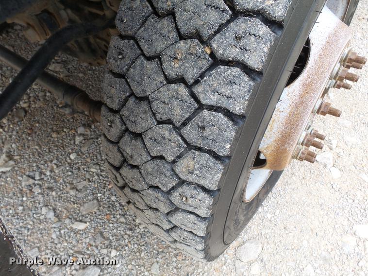 image for item K3294 2011 Ford F550 bucket truck