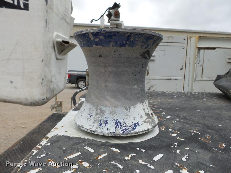 image for item K3294 2011 Ford F550 bucket truck