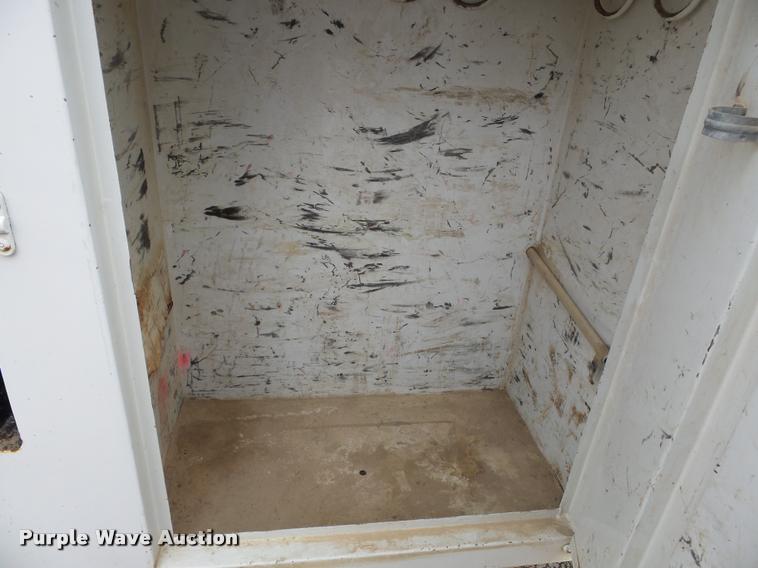 image for item K3294 2011 Ford F550 bucket truck