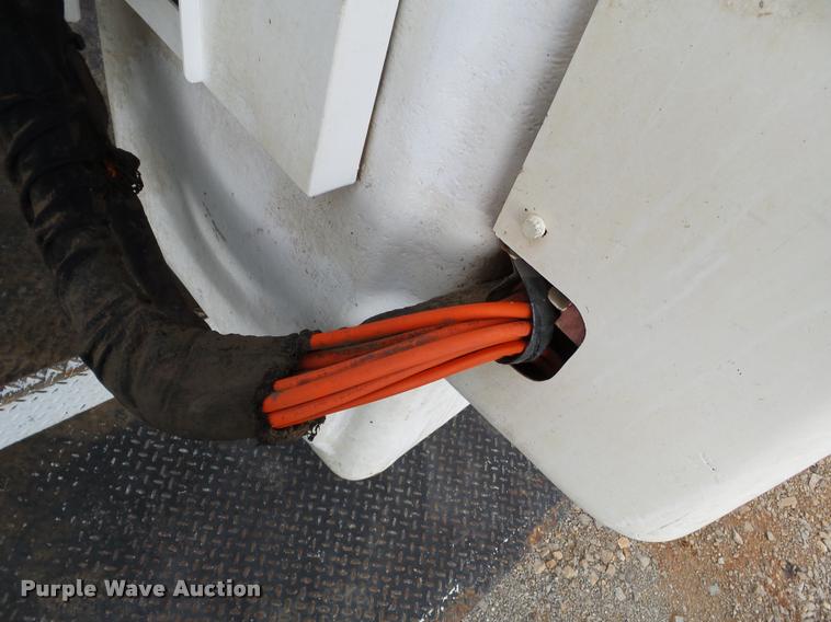 image for item K3294 2011 Ford F550 bucket truck