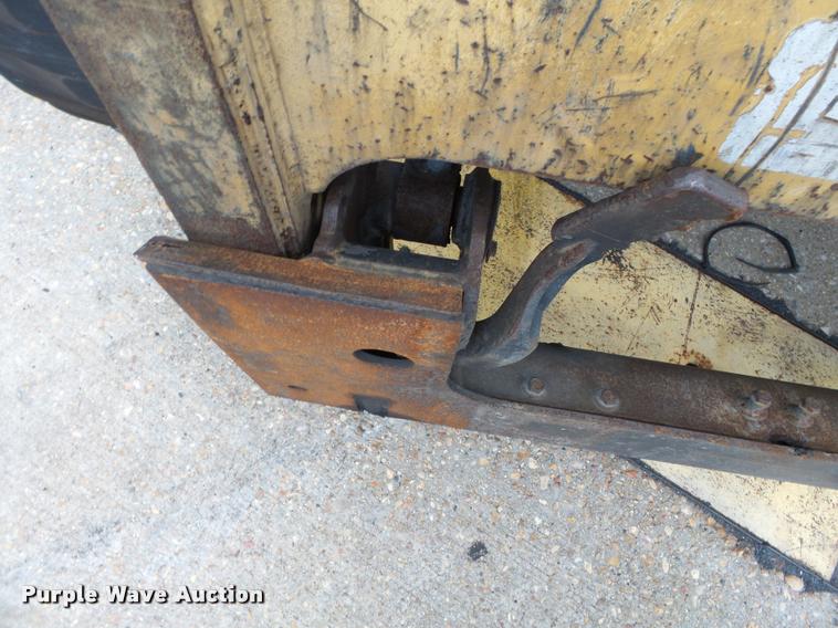 image for item K3296 2008 Caterpillar 262C skid steer