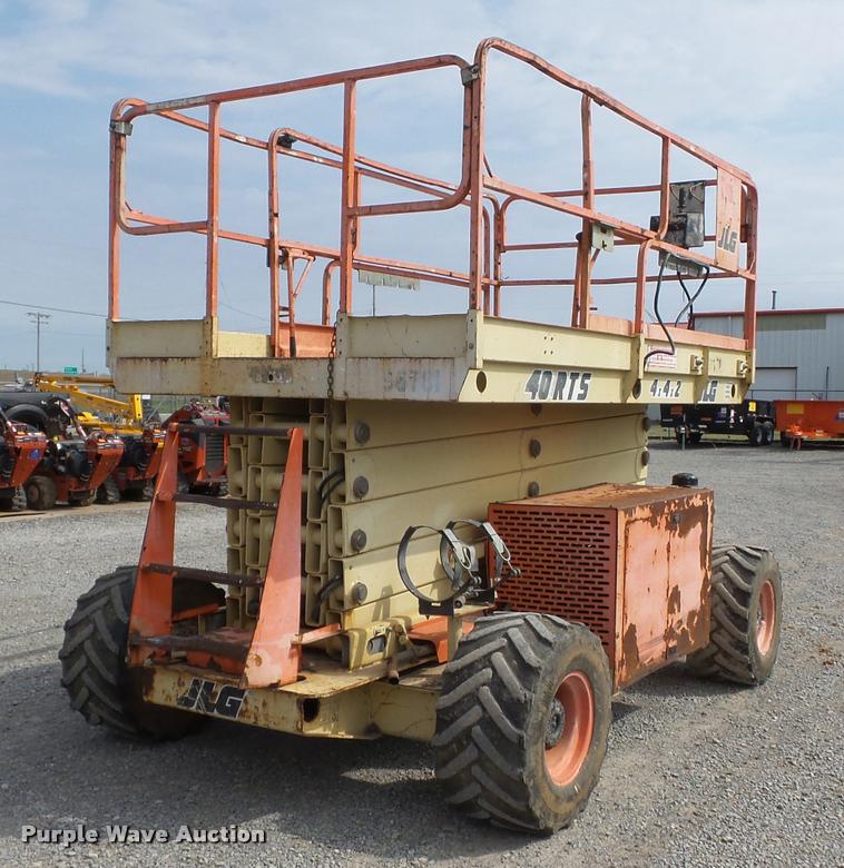 image for item K3305 2001 JLG 40RTS scissor lift