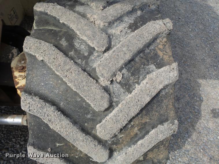 image for item K3305 2001 JLG 40RTS scissor lift