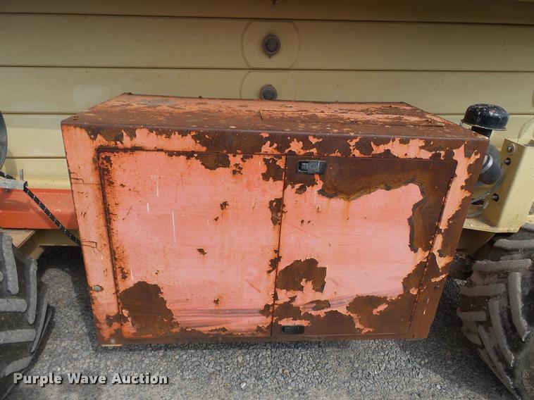 image for item K3305 2001 JLG 40RTS scissor lift