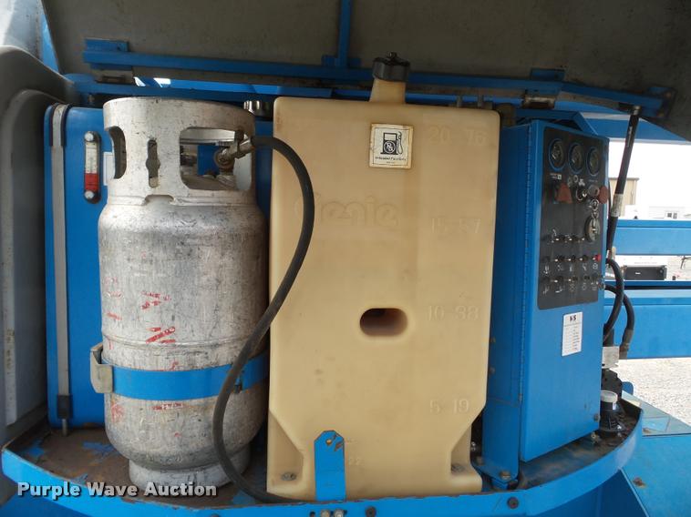 image for item K3306 2000 Genie Z60/34 boom lift