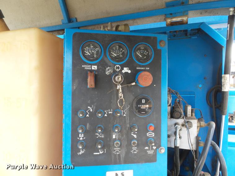 image for item K3306 2000 Genie Z60/34 boom lift