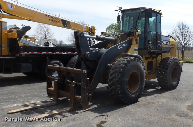 image for item K3307 2004 John Deere 624J wheel loader