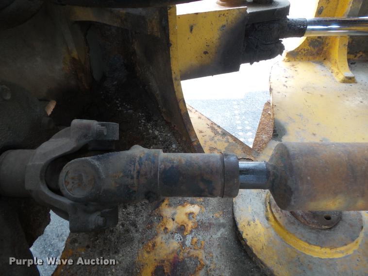 image for item K3307 2004 John Deere 624J wheel loader