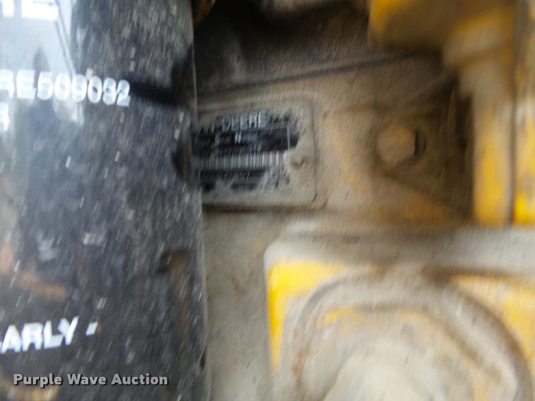 image for item K3307 2004 John Deere 624J wheel loader