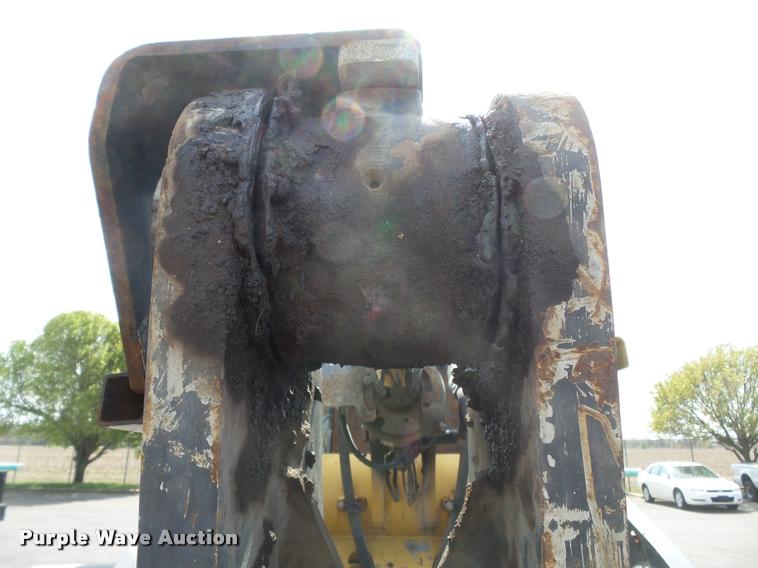 image for item K3307 2004 John Deere 624J wheel loader