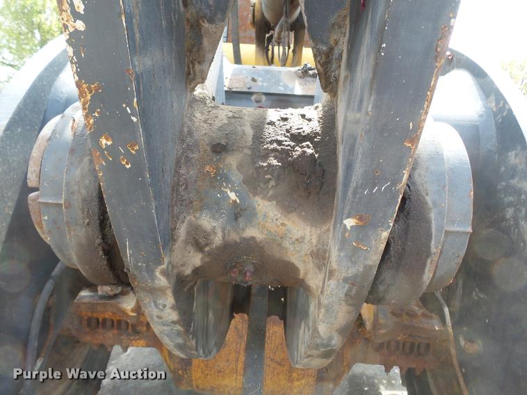 image for item K3307 2004 John Deere 624J wheel loader