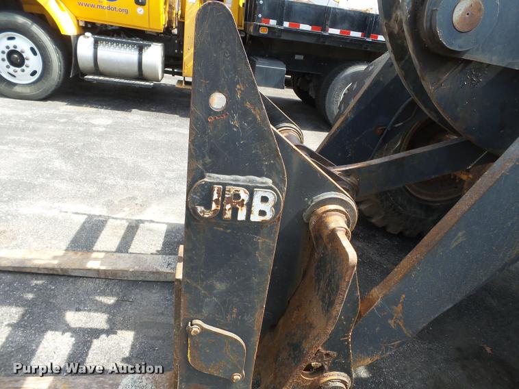 image for item K3307 2004 John Deere 624J wheel loader