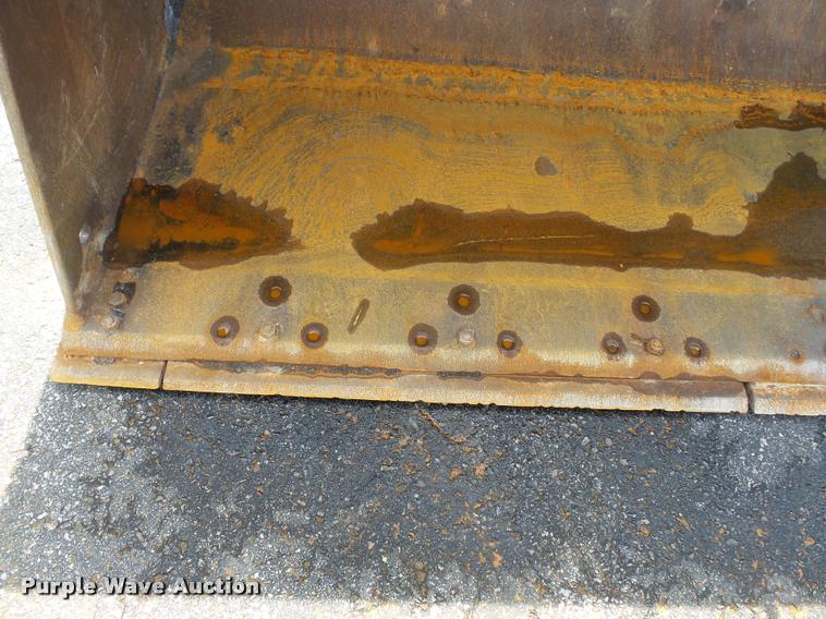 image for item K3307 2004 John Deere 624J wheel loader