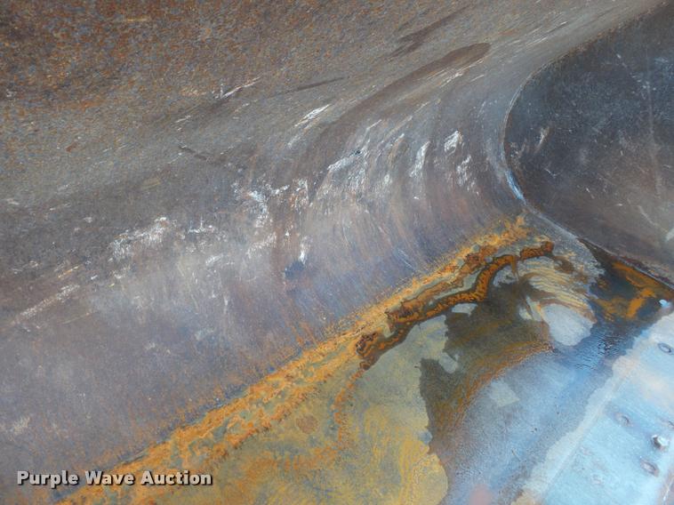 image for item K3307 2004 John Deere 624J wheel loader