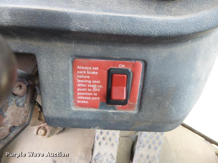 image for item K3307 2004 John Deere 624J wheel loader