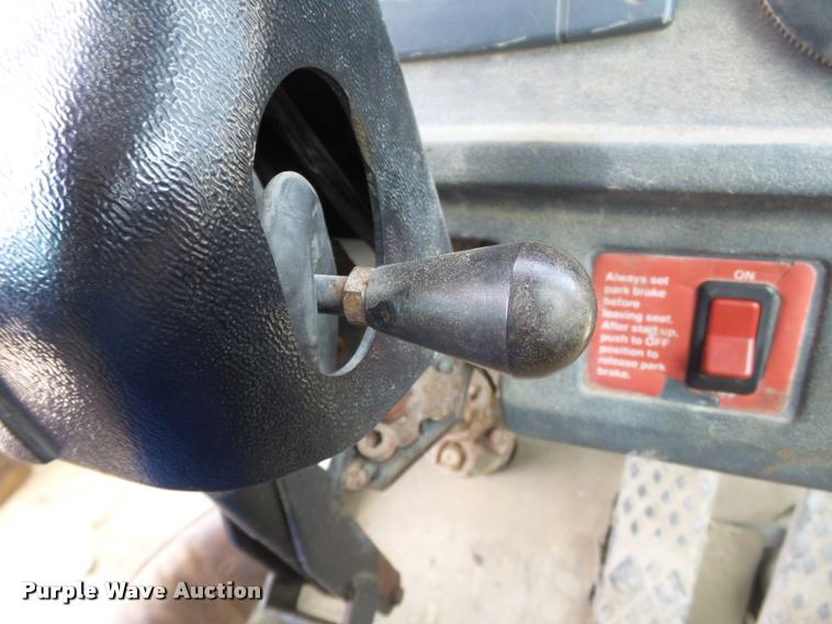 image for item K3307 2004 John Deere 624J wheel loader