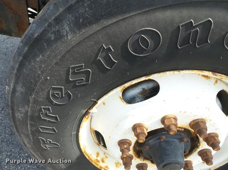 image for item K3308 2002 International 2554 dump truck