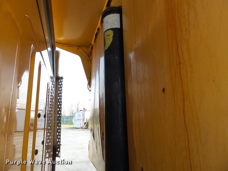 image for item K3308 2002 International 2554 dump truck