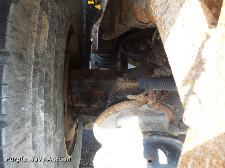 image for item K3308 2002 International 2554 dump truck