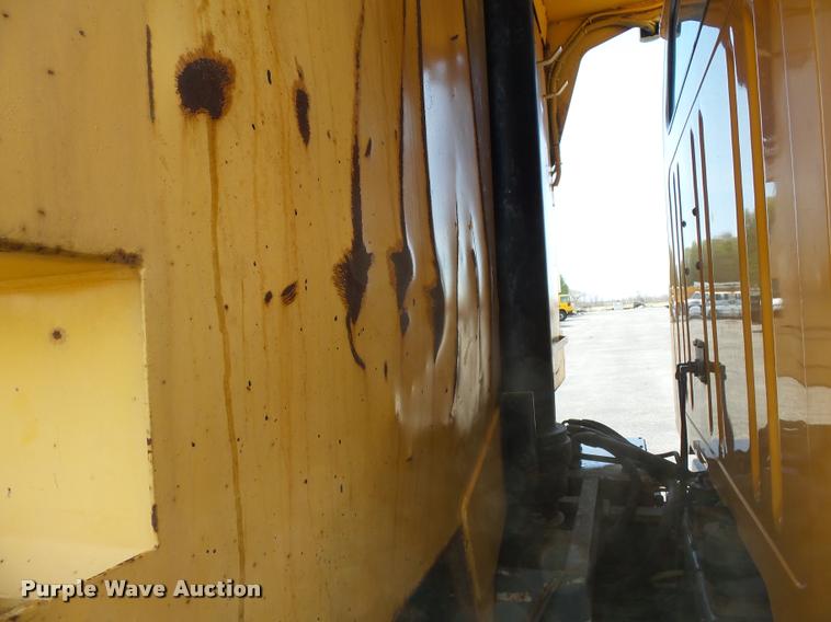 image for item K3308 2002 International 2554 dump truck