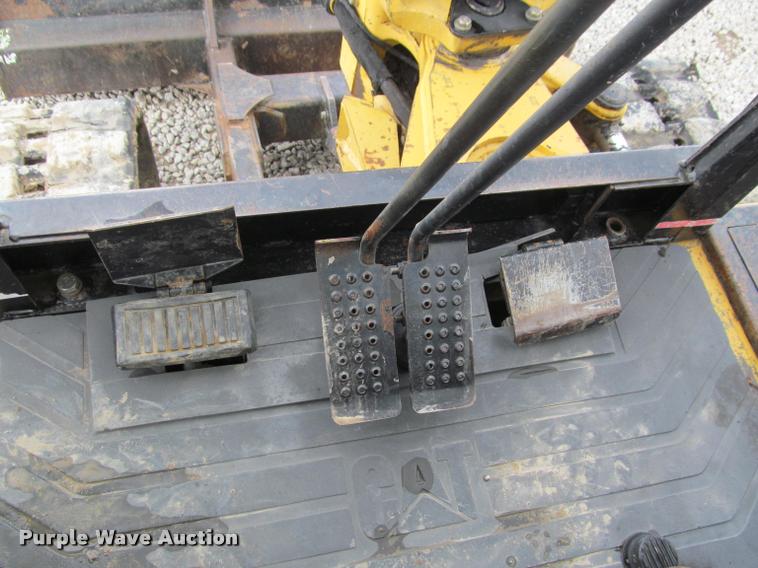 image for item K4945 2002 Caterpillar 304.5 compact excavator