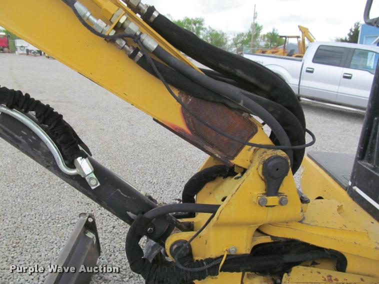 image for item K4945 2002 Caterpillar 304.5 compact excavator
