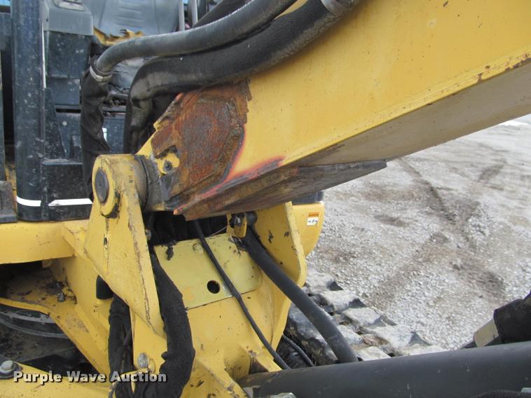 image for item K4945 2002 Caterpillar 304.5 compact excavator