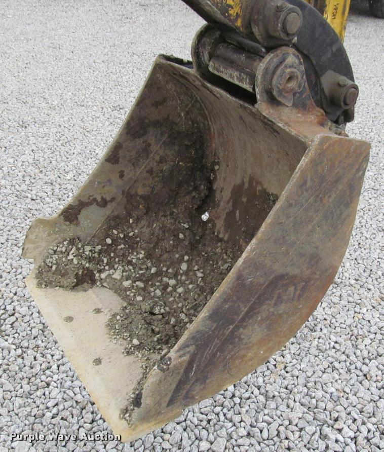 image for item K4945 2002 Caterpillar 304.5 compact excavator