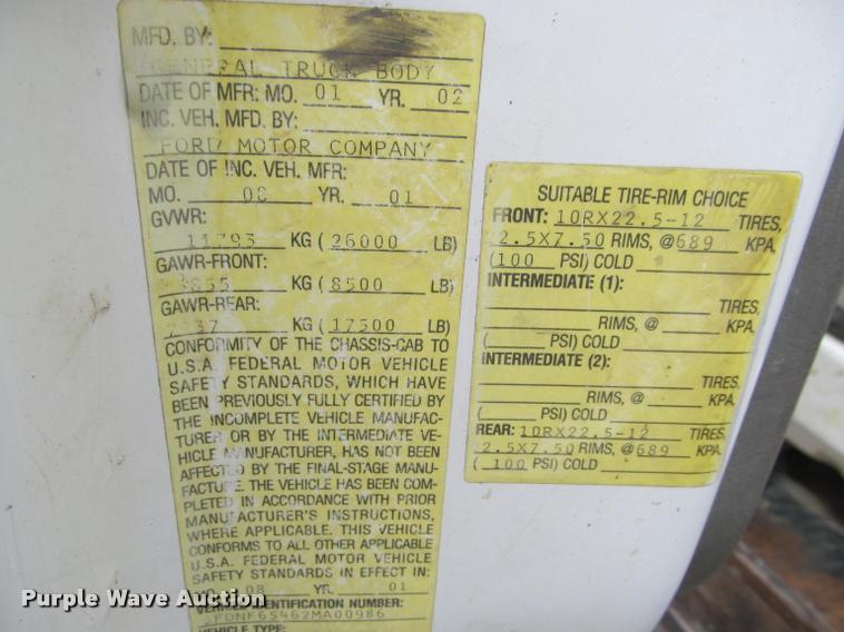 image for item K4946 2002 Ford F650 Super Duty XL service truck with crane