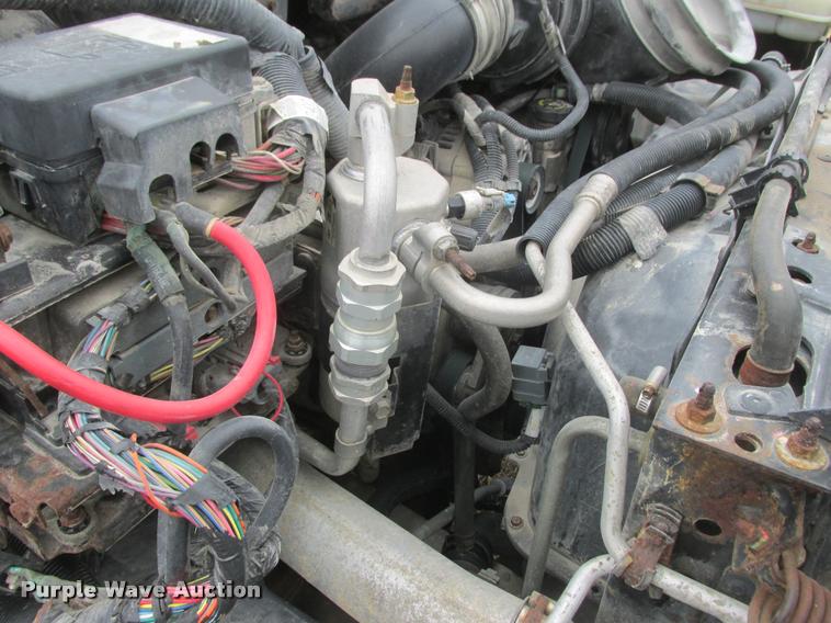 image for item K6158 2003 Chevrolet C5500 flatbed truck