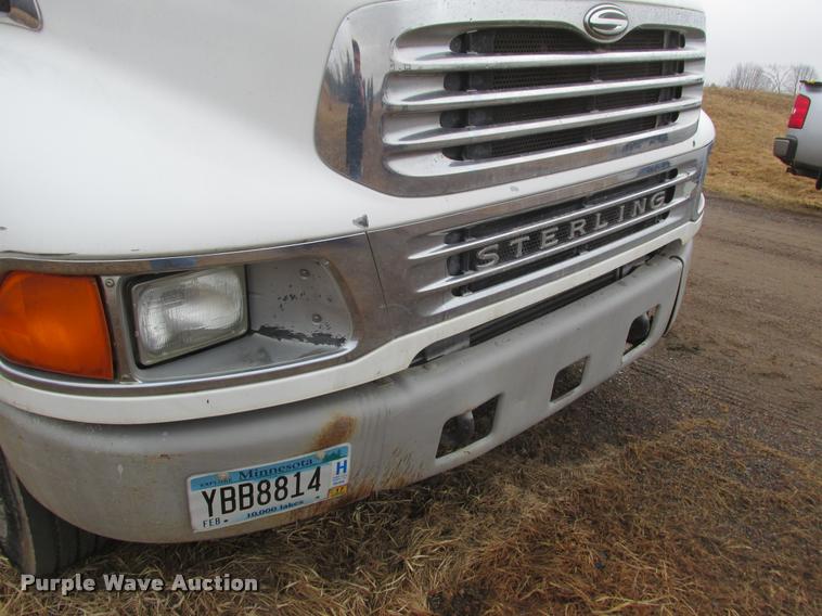 image for item K6160 2001 Sterling M6500 Acterra flatbed truck