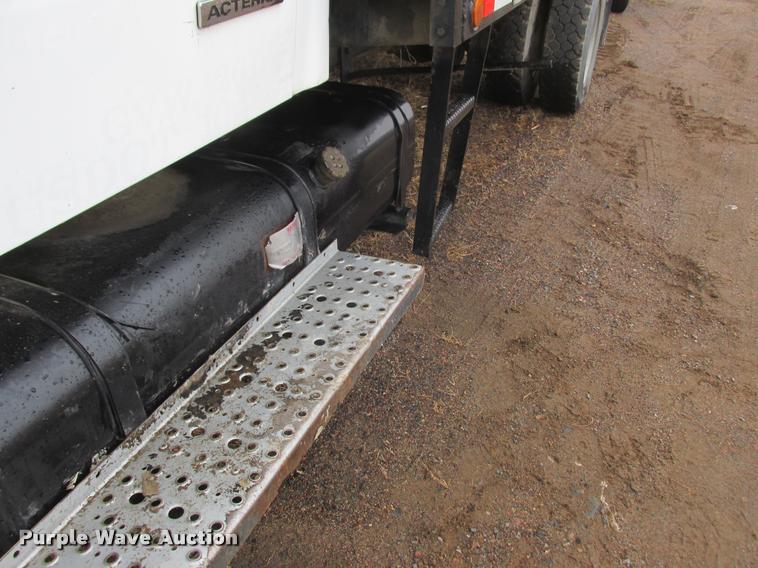 image for item K6160 2001 Sterling M6500 Acterra flatbed truck