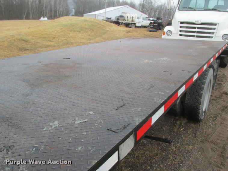 image for item K6160 2001 Sterling M6500 Acterra flatbed truck